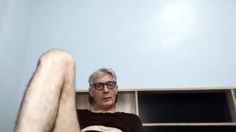 Snapshot of cucaio18 chatting on September 23, 11:15 am BIG UNCUT HARD COCK online show from September 23, 11:15 am