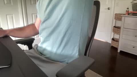 cuckgriff23 online show from April 24, 4:09 pm