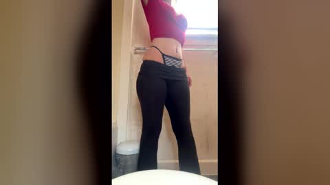 cuckieslut1 online show from February 23, 6:54 pm