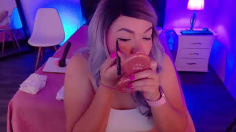 Snapshot of cuckoldlover69_ chatting on February 25, 3:20 am cuckoldlover69_ online show from February 25, 3:20 am