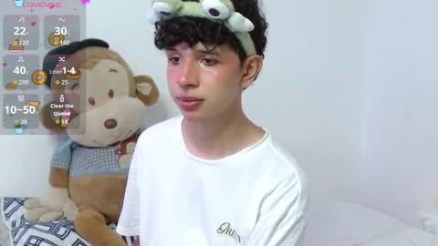 Cuddly online show from October 23, 7:48 pm