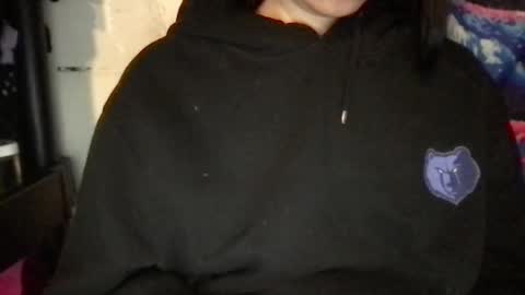 Angela online show from February 17, 4:06 pm