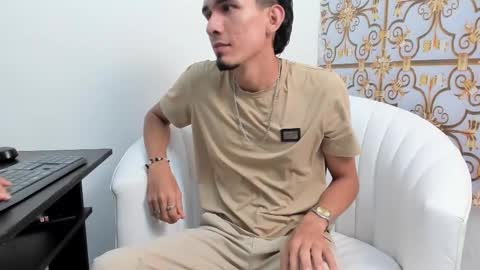 JOHN online show from October 28, 2:56 am