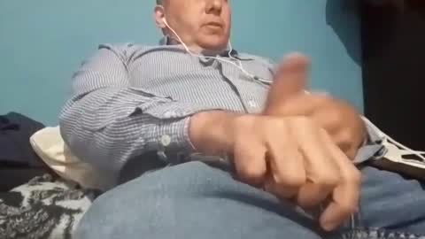 cumbian_chero online show from March 5, 9:26 pm