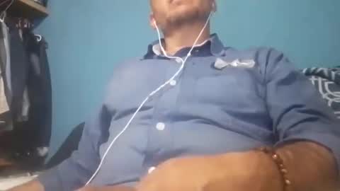 cumbian_chero online show from May 15, 4:21 am