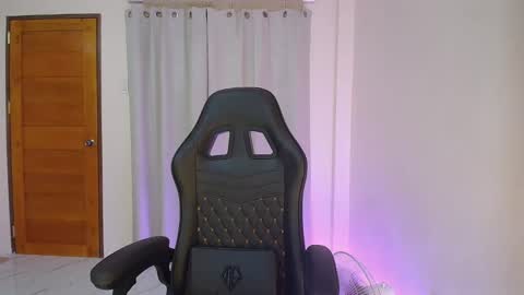 cummingyu online show from January 15, 11:53 am