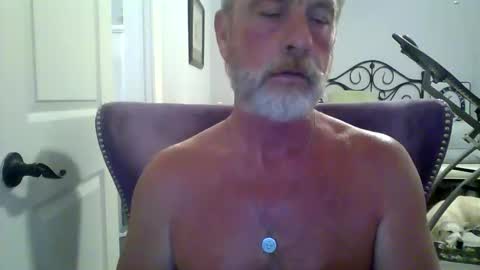 cumngetit910 online show from March 8, 2:26 am