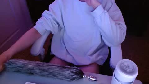 cumwatchthisdih online show from December 20, 5:47 am