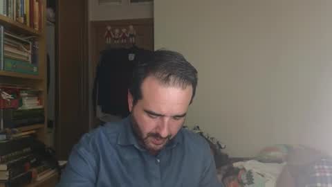 curiosillo1983 online show from November 30, 9:00 pm