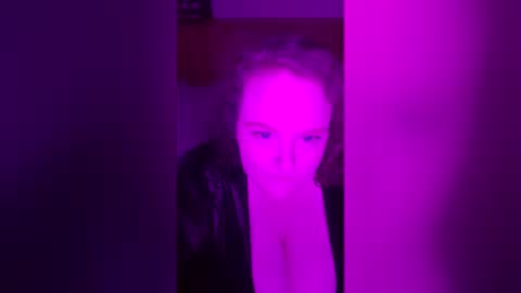 curlycult97 online show from June 17, 10:04 pm
