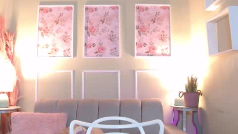 DANI online show from February 21, 6:27 am