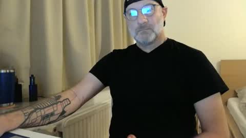 Curman85 online show from February 1, 11:46 pm