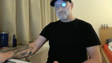 Curman85 online show from February 14, 11:51 pm