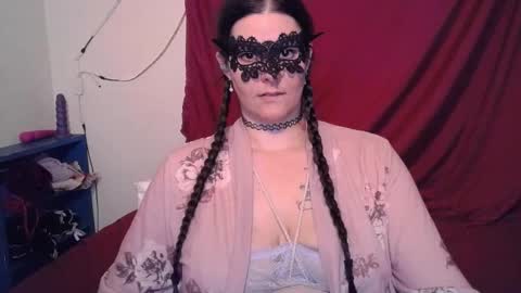 Celine Fawe online show from March 17, 1:32 am