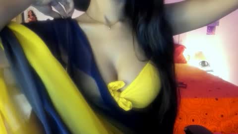 Alisha online show from April 2, 3:19 pm