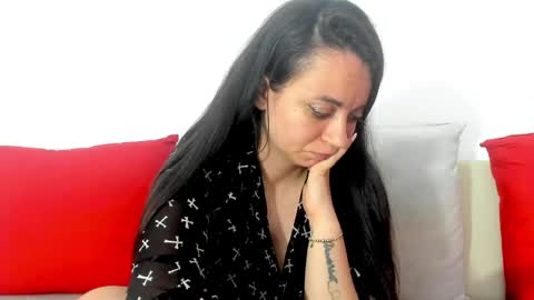 cute_angel95 online show from April 2, 1:51 pm