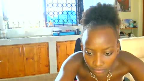 cute annah online show from July 23, 5:05 am