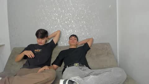 ARTURO-18  MATIAS-18  NIKOLAY-19  HADES-18  GABO-19 online show from February 16, 7:34 pm