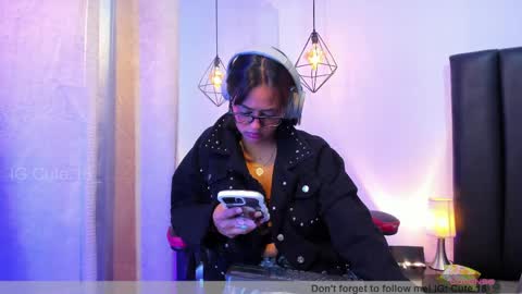    Independent Model online show from May 22, 1:07 pm