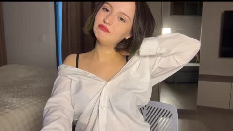 Emily online show from April 1, 2:56 am