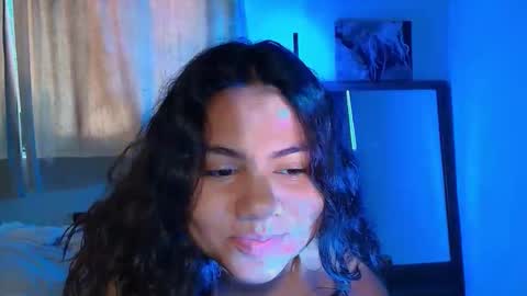 cute_hippo8 online show from April 13, 12:42 pm