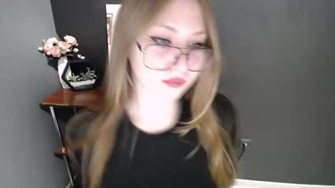 Veronica online show from March 9, 7:24 am