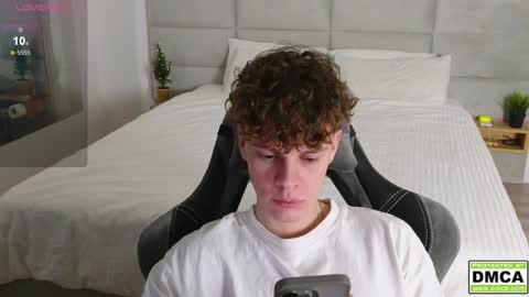 Thomas -  online show from December 29, 4:38 am