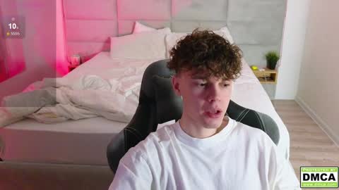 Thomas -  online show from January 31, 7:08 pm