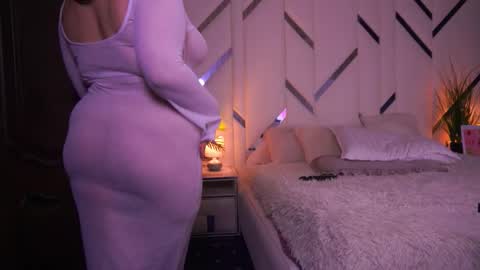 Amber online show from February 3, 2:53 am