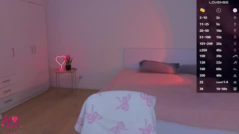 Ariel online show from November 3, 4:41 pm