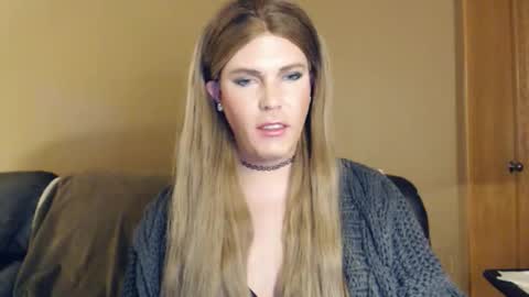 Ashley online show from February 15, 7:43 am