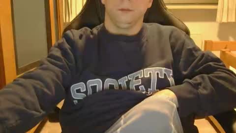 Cuteboy090 online show from April 21, 5:09 pm