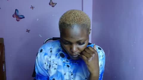 cutebuu online show from April 21, 12:45 pm