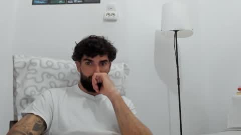 cuteeboy online show from March 6, 4:28 pm