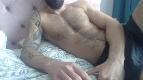 cuteeboy online show from April 3, 2:24 pm