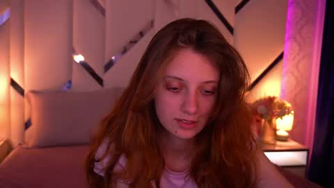 Foxy online show from May 6, 1:06 pm