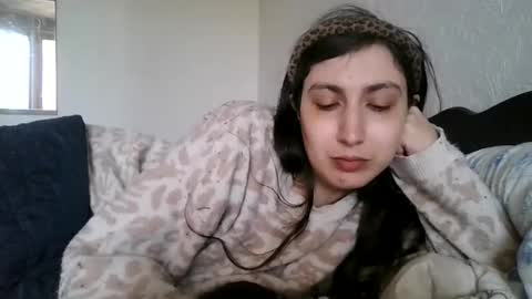 cutekattie online show from April 10, 7:13 am