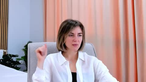 cutemirage online show from April 5, 3:31 pm