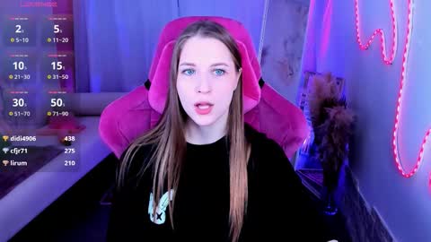 Rina online show from November 25, 9:19 am