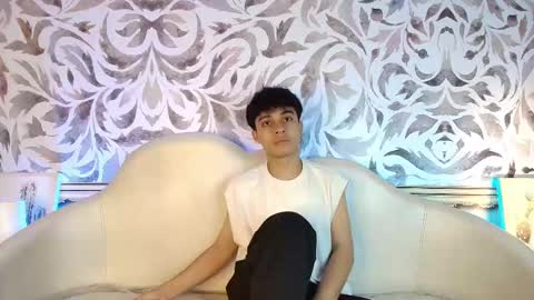 cutenaked_ online show from February 4, 11:36 am