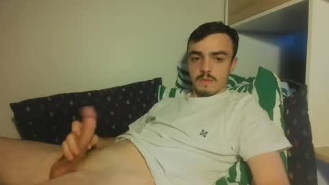 cutie garlix online show from July 14, 7:52 pm