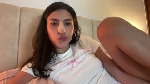 cutiepiemiu -  online show from November 19, 2:33 am