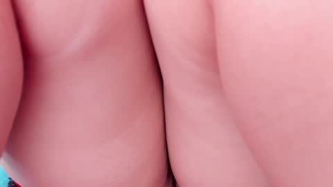 LIZETH online show from April 1, 1:41 pm