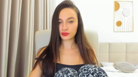 Eva online show from December 18, 7:41 pm