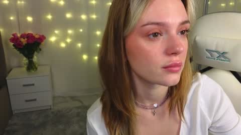 EMILY online show from December 11, 5:03 pm