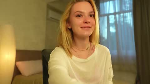 EMILY online show from October 1, 3:00 pm