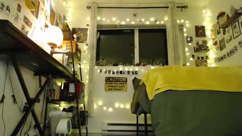 cypresskneez online show from January 10, 2:17 am