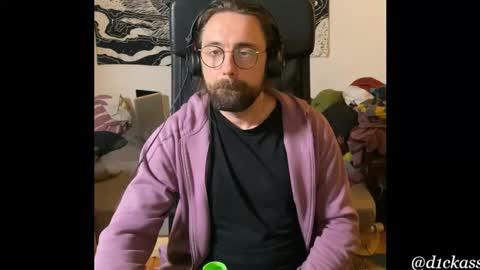 Snapshot of d1ckass chatting on October 14, 10:13 pm d1ckass online show from October 14, 10:13 pm