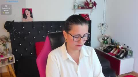 Mia  online show from March 12, 12:26 pm