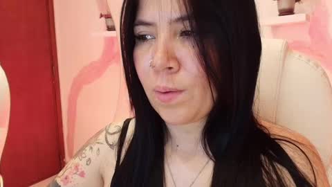 Ailyn  online show from February 21, 4:51 am